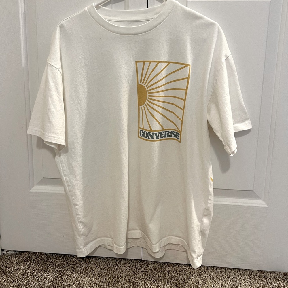 Converse t- shirt